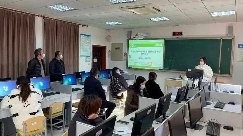 叉车证网上查询真伪，揭秘权威方法与技巧