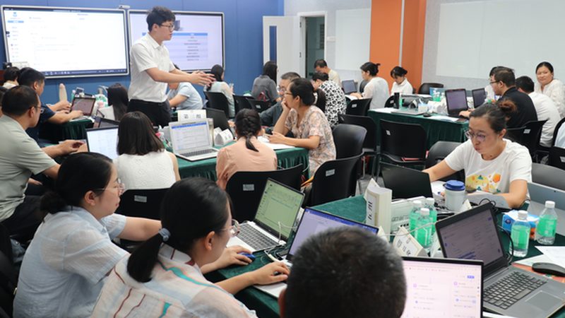电工证培训，多久能拿到证书？揭秘取证时间的关键因素**