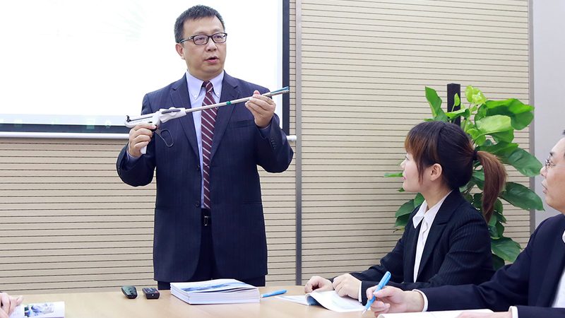 教师资格证面试培训班主要分为以下几类：